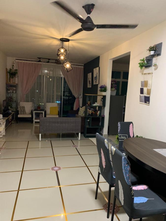 Apartament Tr Penang House For Large Family Getaways Bayan Lepas Zewnętrze zdjęcie